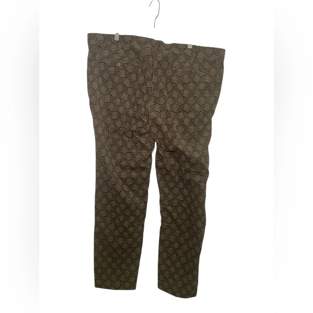 Banana Republic Heritage Slim Fit Corduroy Pants Brown Geometric Size 42 NWOT